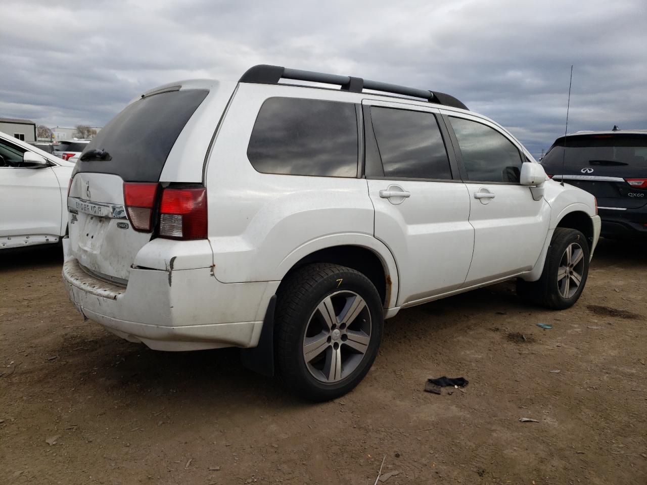 Obraz 3 z 2011 MITSUBISHI ENDEAVOR SE 2011 z VIN 4A4JN3AS4BE018331