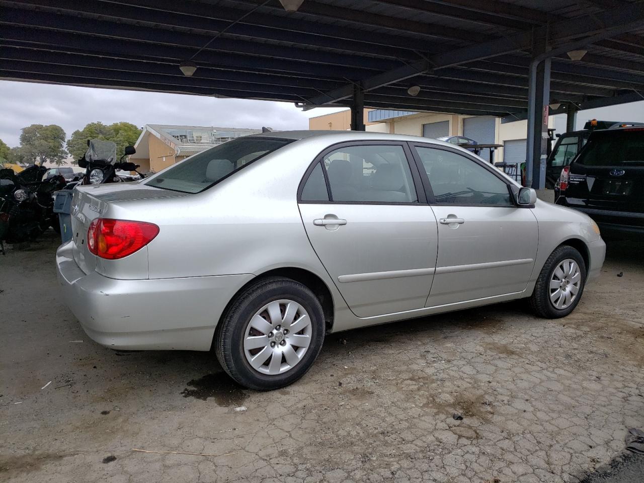 Изображение 3 2003 TOYOTA COROLLA CE 2003 с VIN JTDBR32E030008743