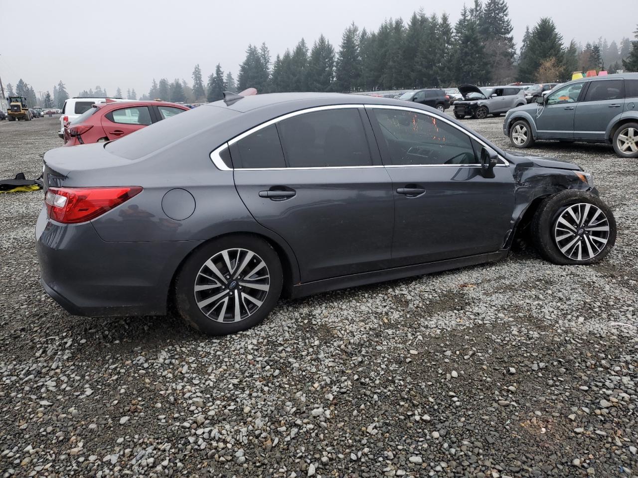Изображение 3 2018 SUBARU LEGACY 2.5I PREMIUM 2018 с VIN 4S3BNAF69J3011350