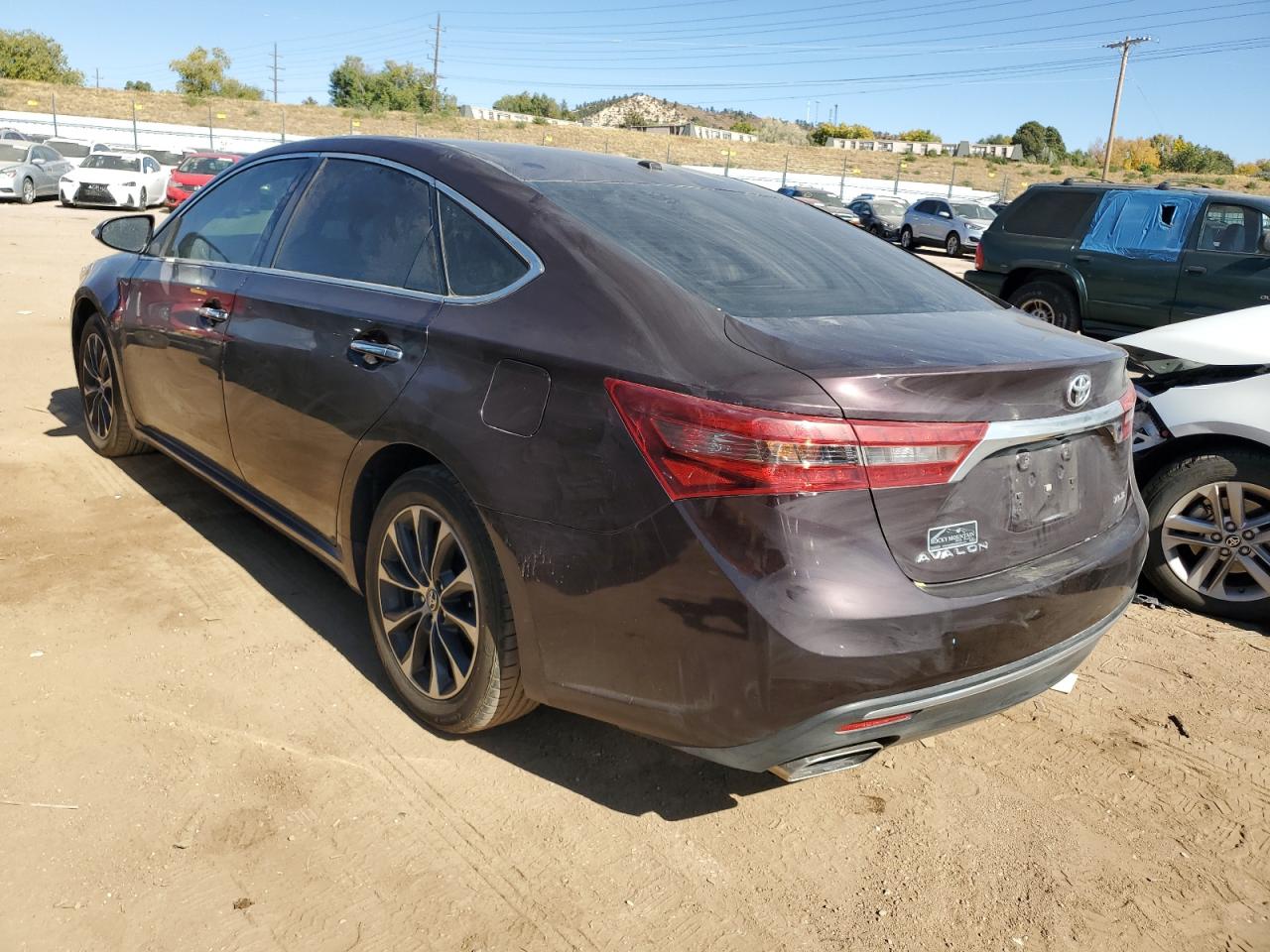 Image 2 of 2016 TOYOTA AVALON XLE 2016 with VIN 4T1BK1EB4GU208383