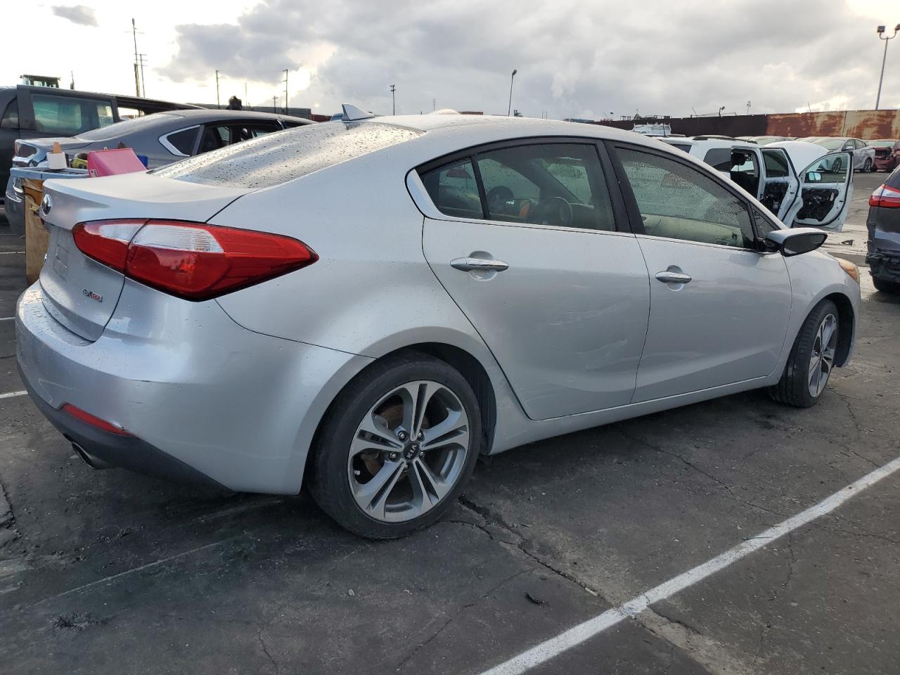 Изображение 3 2016 KIA FORTE EX 2016 с VIN KNAFX4A81G5608055
