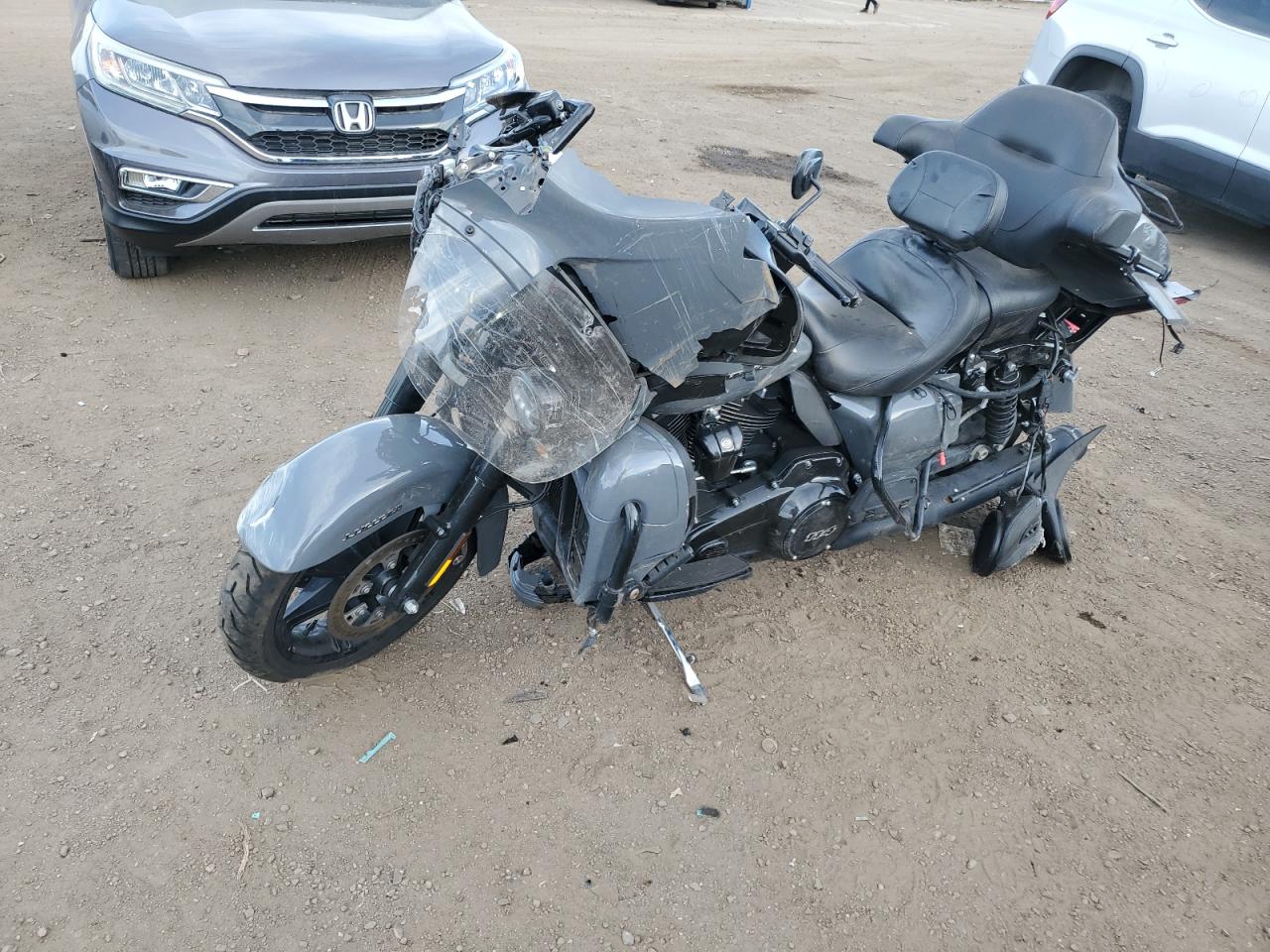 Obraz 2 z 2022 HARLEY-DAVIDSON FLHTK  2022 z VIN 1HD1KEF19NB633943