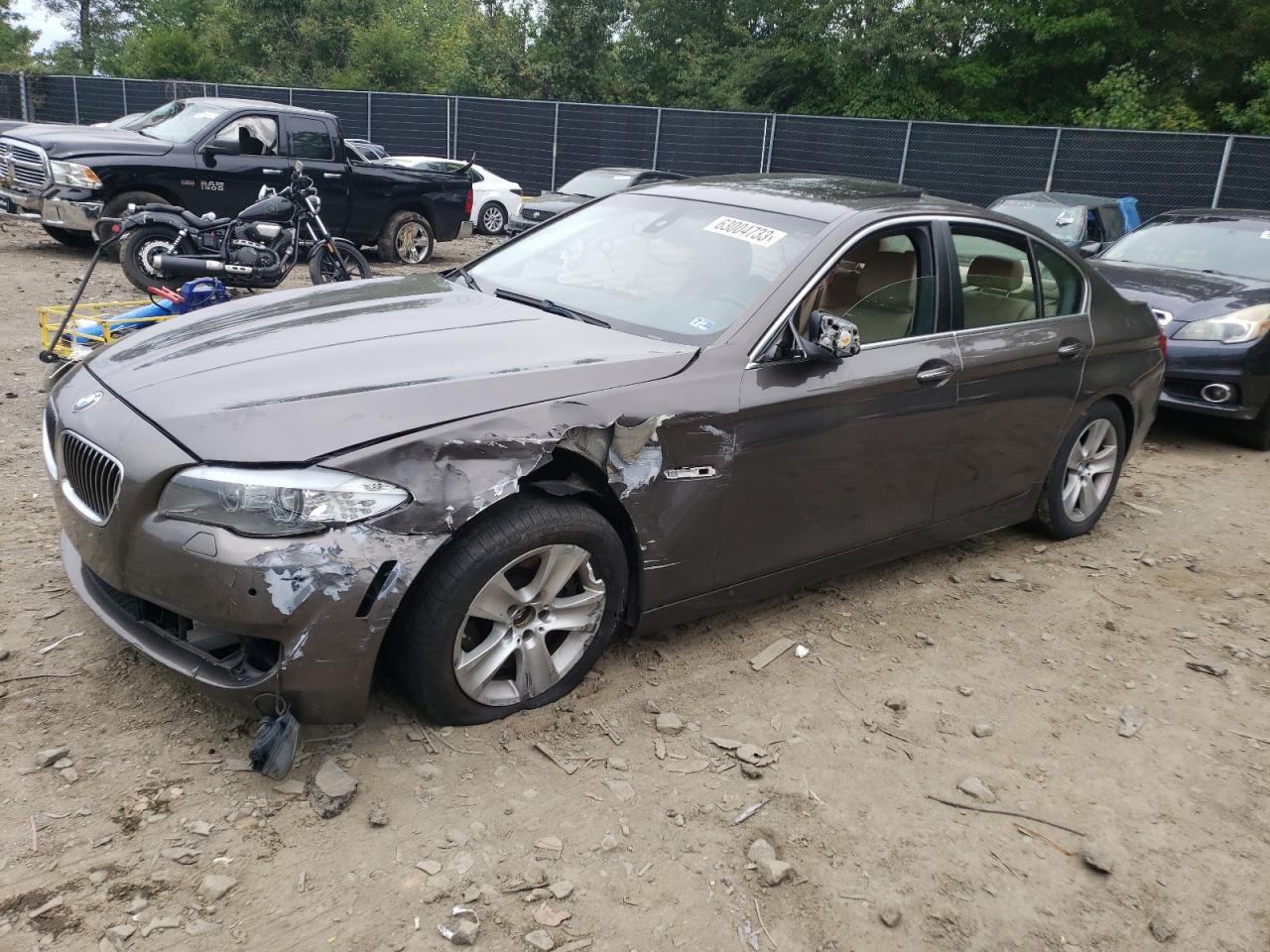 2012 BMW 528 XI 2012 image