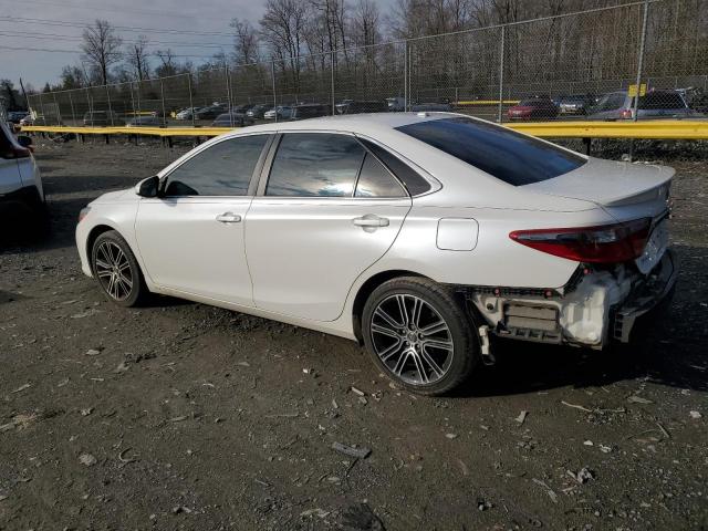 Obraz 2 z 2016 TOYOTA CAMRY LE 2016 z VIN 4T1BF1FK6GU509174