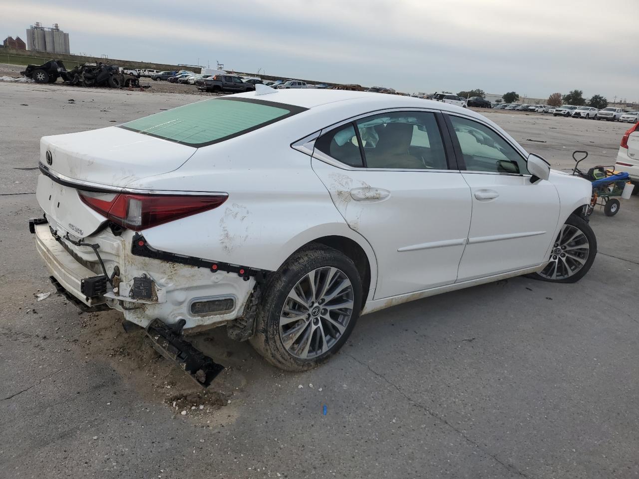 Obraz 3 z 2019 LEXUS ES 350 2019 z VIN 58ABZ1B1XKU011646