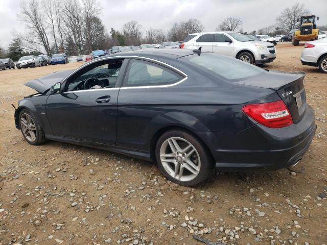 Obraz 2 z 2012 MERCEDES-BENZ C 350 2012 z VIN WDDGJ5HB0CF749550