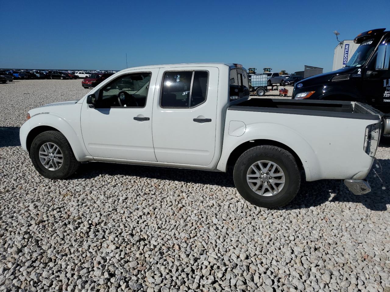 Image 2 of 2016 NISSAN FRONTIER S 2016 with VIN 1N6AD0ER7GN793338