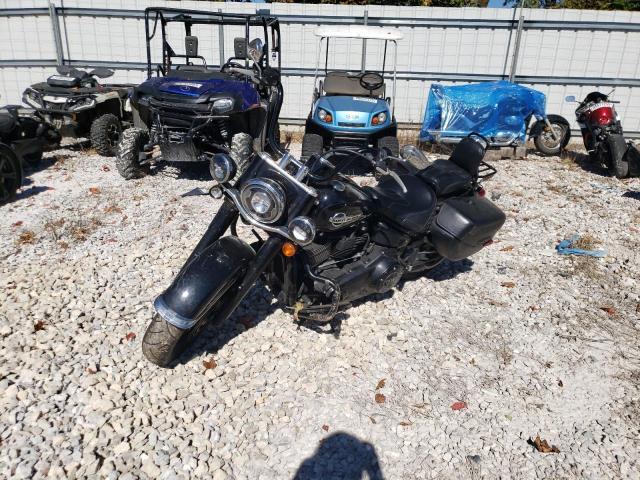Obraz 2 z 2018 HARLEY-DAVIDSON FLHCS HERITAGE CLASSIC 114 2018 z VIN 1HD1YBK12JC053716