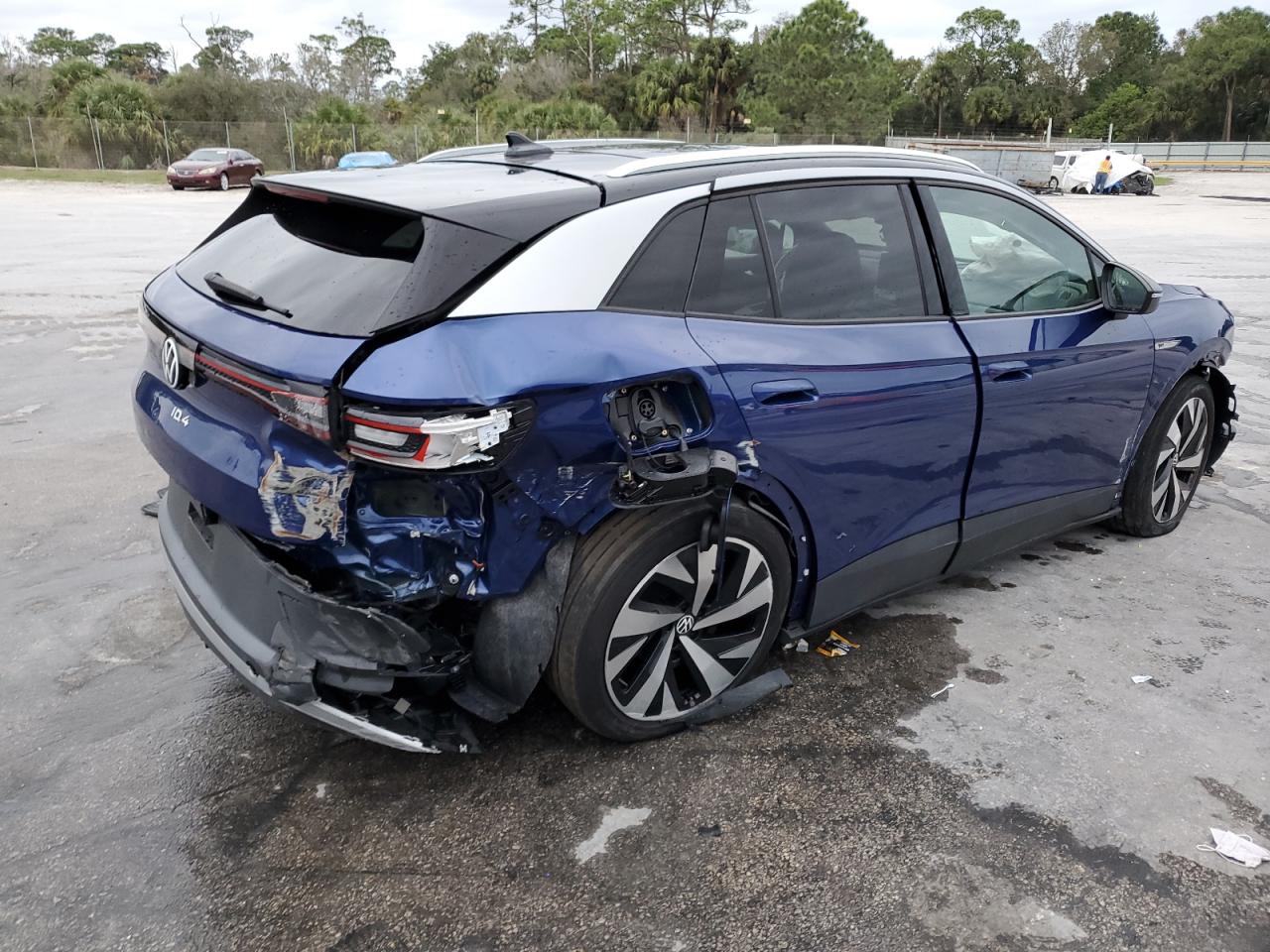 Image 3 of 2021 VOLKSWAGEN ID.4 FIRST EDITION 2021 with VIN WVGDMPE22MP009512