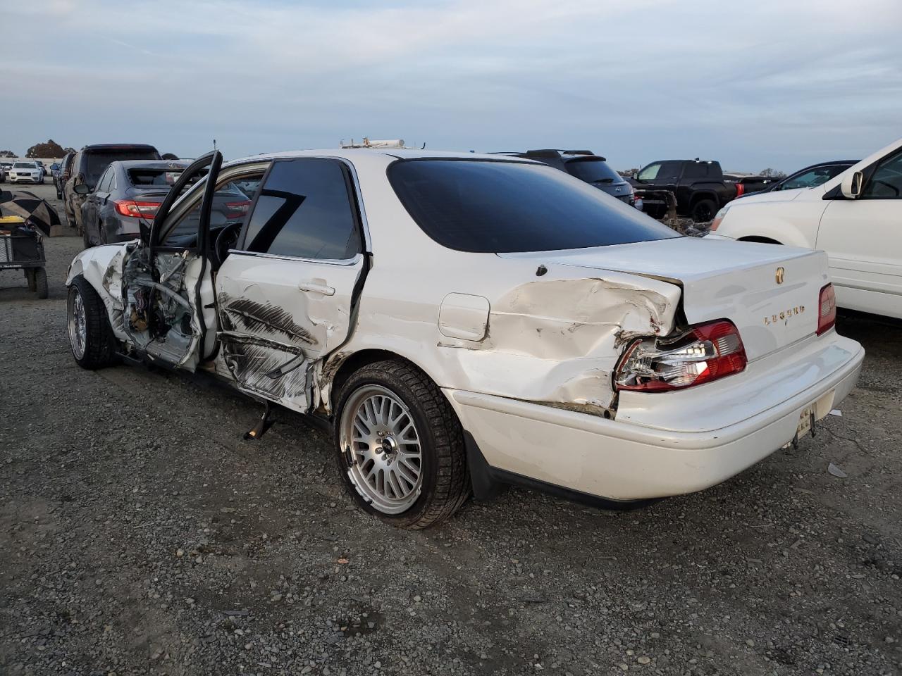 Image 2 of 1994 ACURA LEGEND GS 1994 with VIN JH4KA7681RC023826