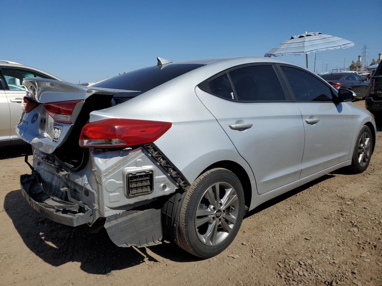 Image 3 of 2017 HYUNDAI ELANTRA SE 2017 with VIN 5NPD84LF2HH101718