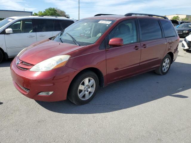 Obraz 1 z 2010 TOYOTA SIENNA XLE 2010 z VIN 5TDYK4CC3AS314878