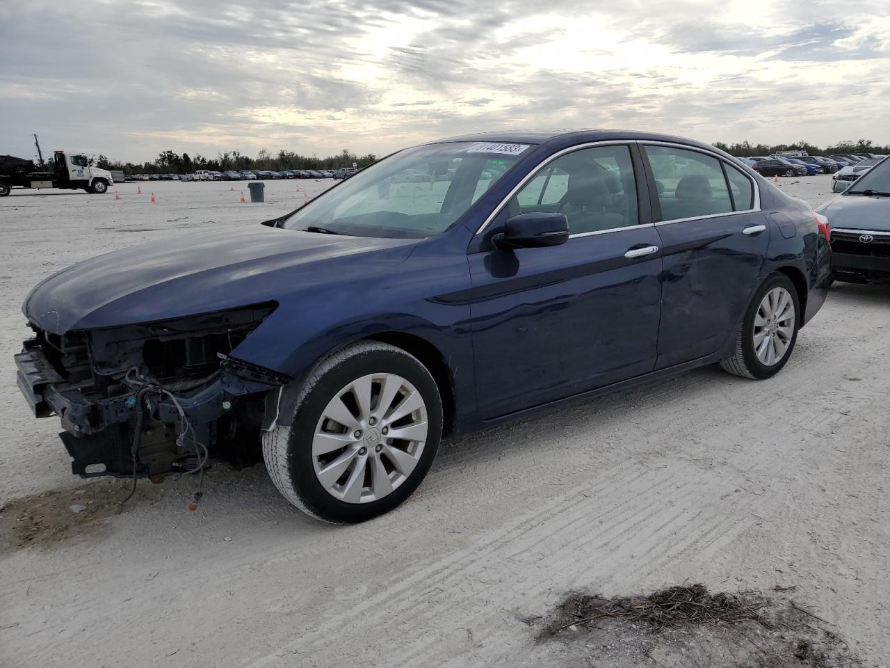 Image 1 of 2013 HONDA ACCORD EX 2013 with VIN 1HGCR2F73DA103563