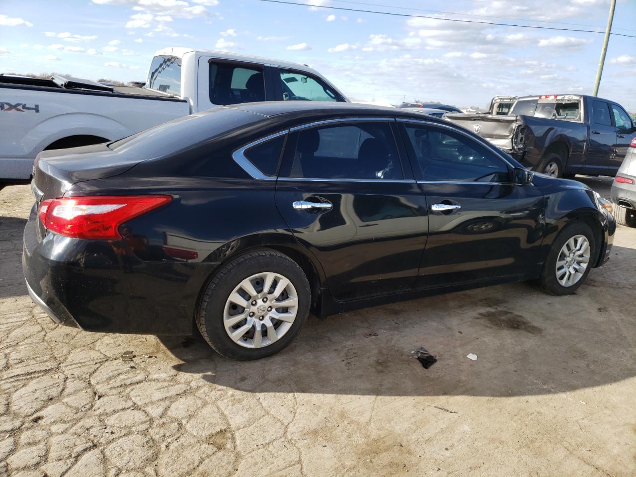 Image 3 of 2016 NISSAN ALTIMA 2.5 2016 with VIN 1N4AL3AP6GN325652