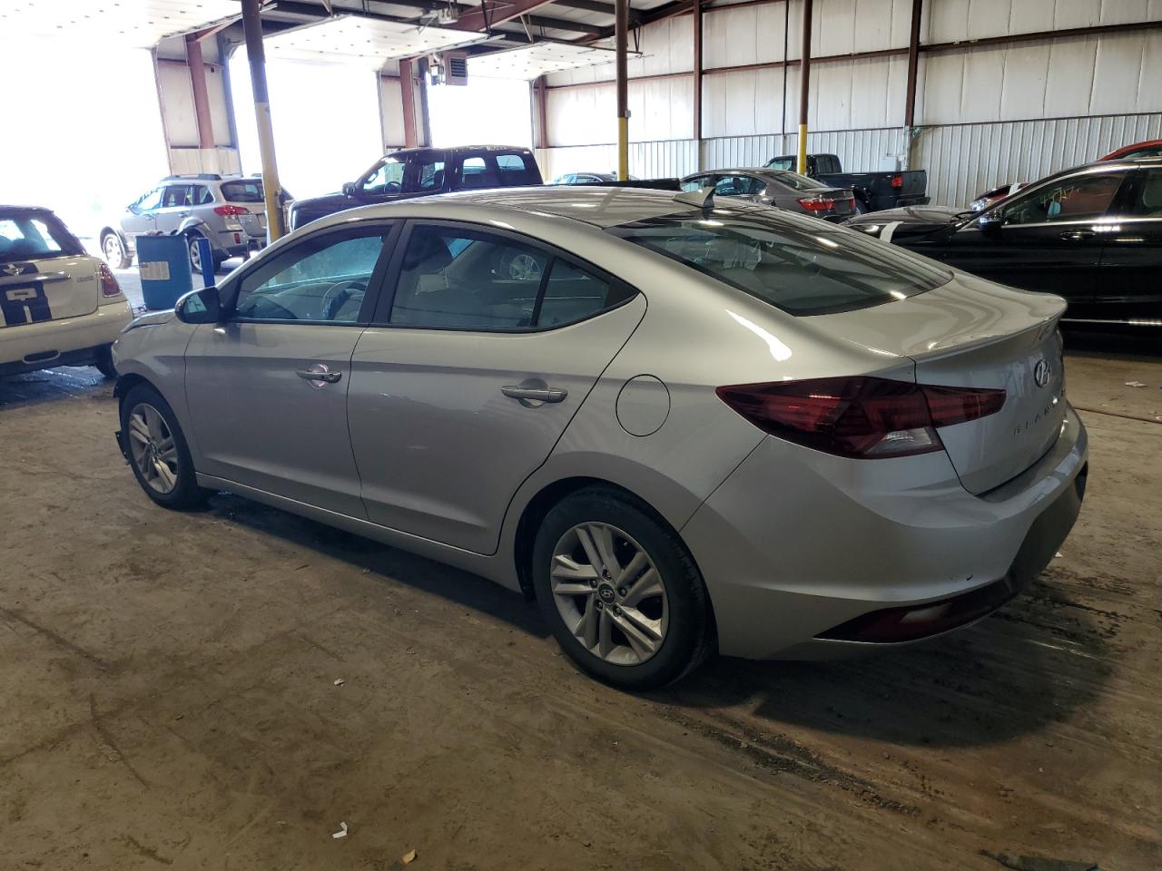Image 2 of 2020 HYUNDAI ELANTRA SEL 2020 with VIN 5NPD84LF5LH616723