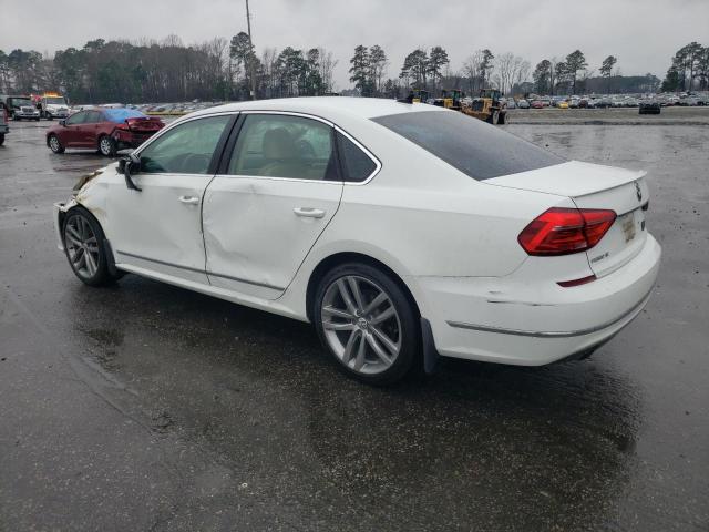 Obraz 2 z 2016 VOLKSWAGEN PASSAT SE 2016 z VIN 1VWBS7A37GC069939