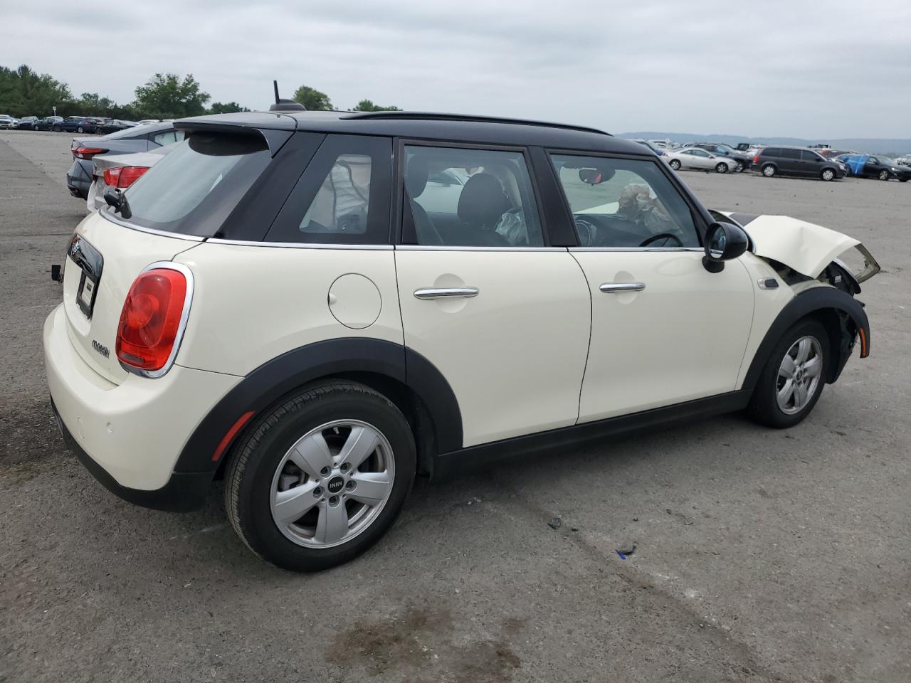 Image 3 of 2018 MINI COOPER  2018 with VIN WMWXU1C57J2F79123