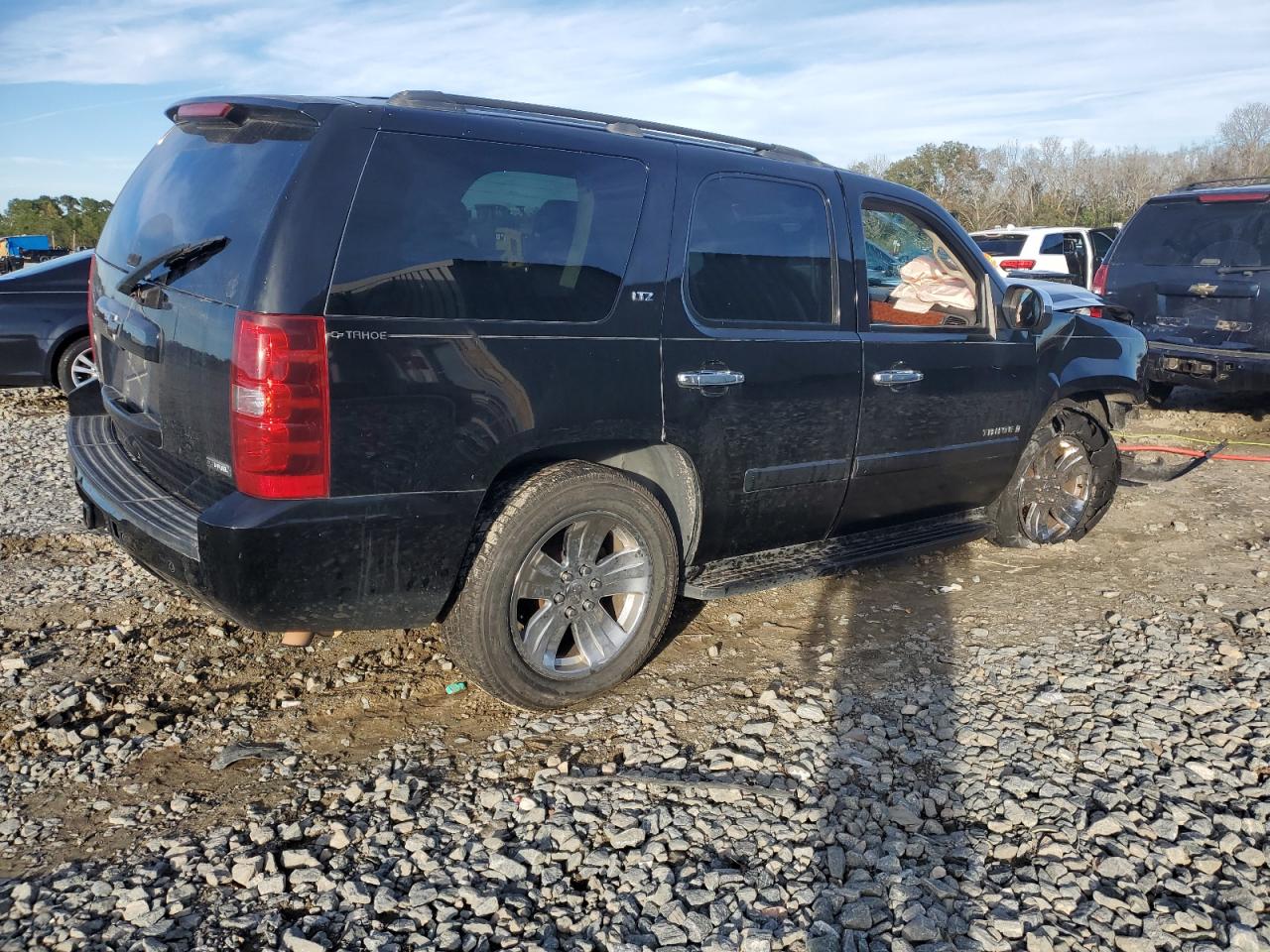 Obraz 3 z 2007 CHEVROLET TAHOE K1500 2007 z VIN 1GNFK13097R343537