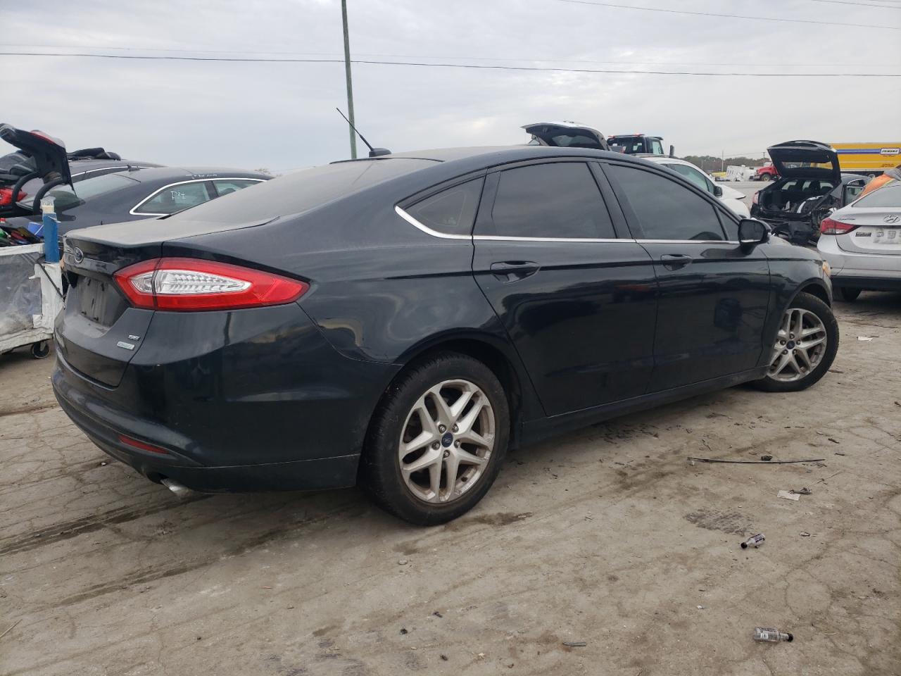 Image 3 of 2014 FORD FUSION SE 2014 with VIN 3FA6P0HD9ER206637