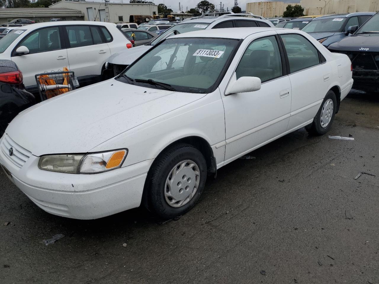 Image 1 of 1998 TOYOTA CAMRY CE 1998 with VIN JT2BG22K1W0161814