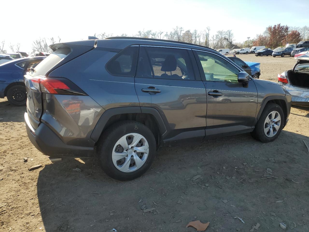 Изображение 3 2019 TOYOTA RAV4 LE 2019 с VIN JTMG1RFV0KD046913
