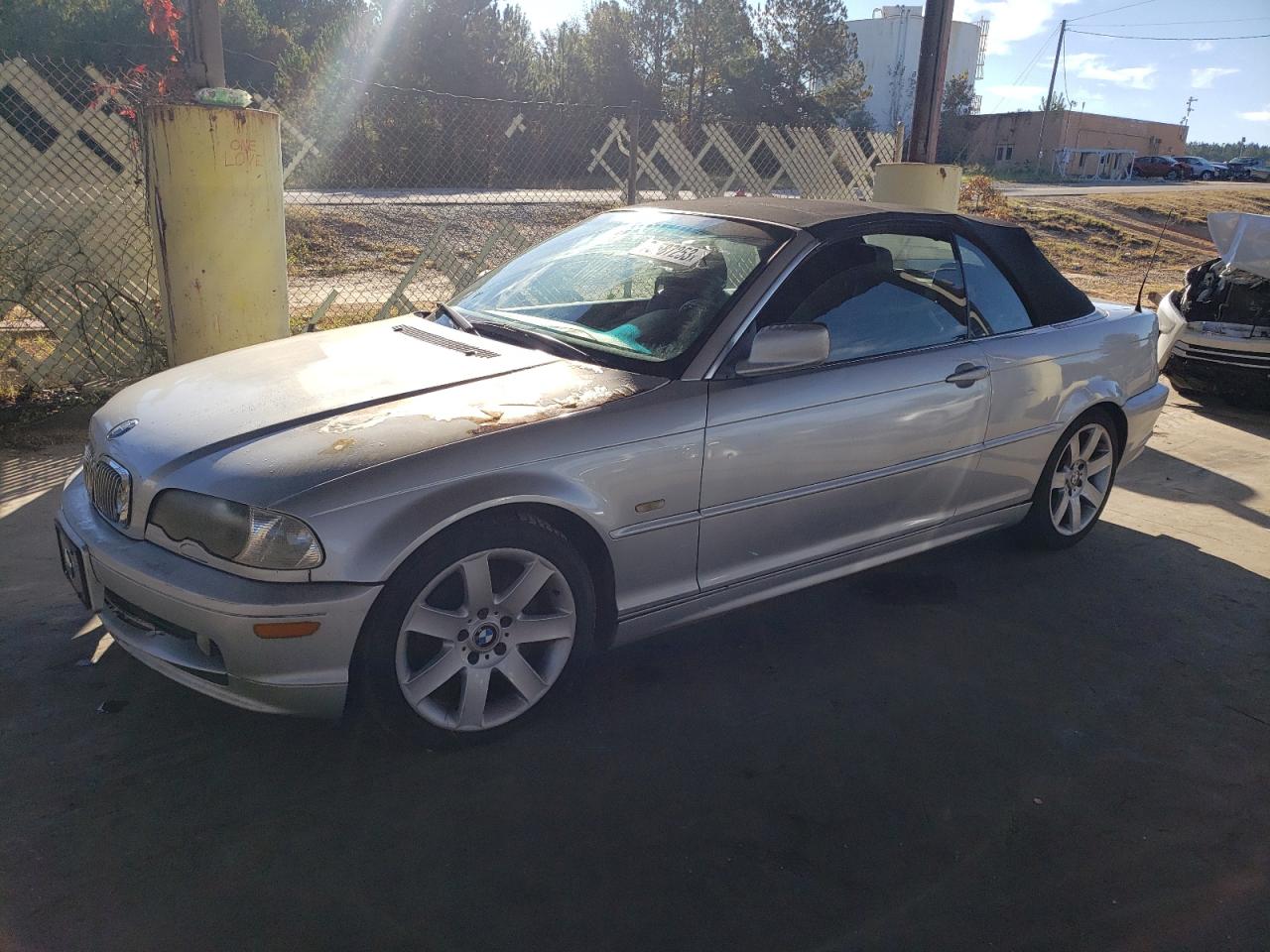 Image 1 of 2002 BMW 325 CI 2002 with VIN WBABS33412JY58882