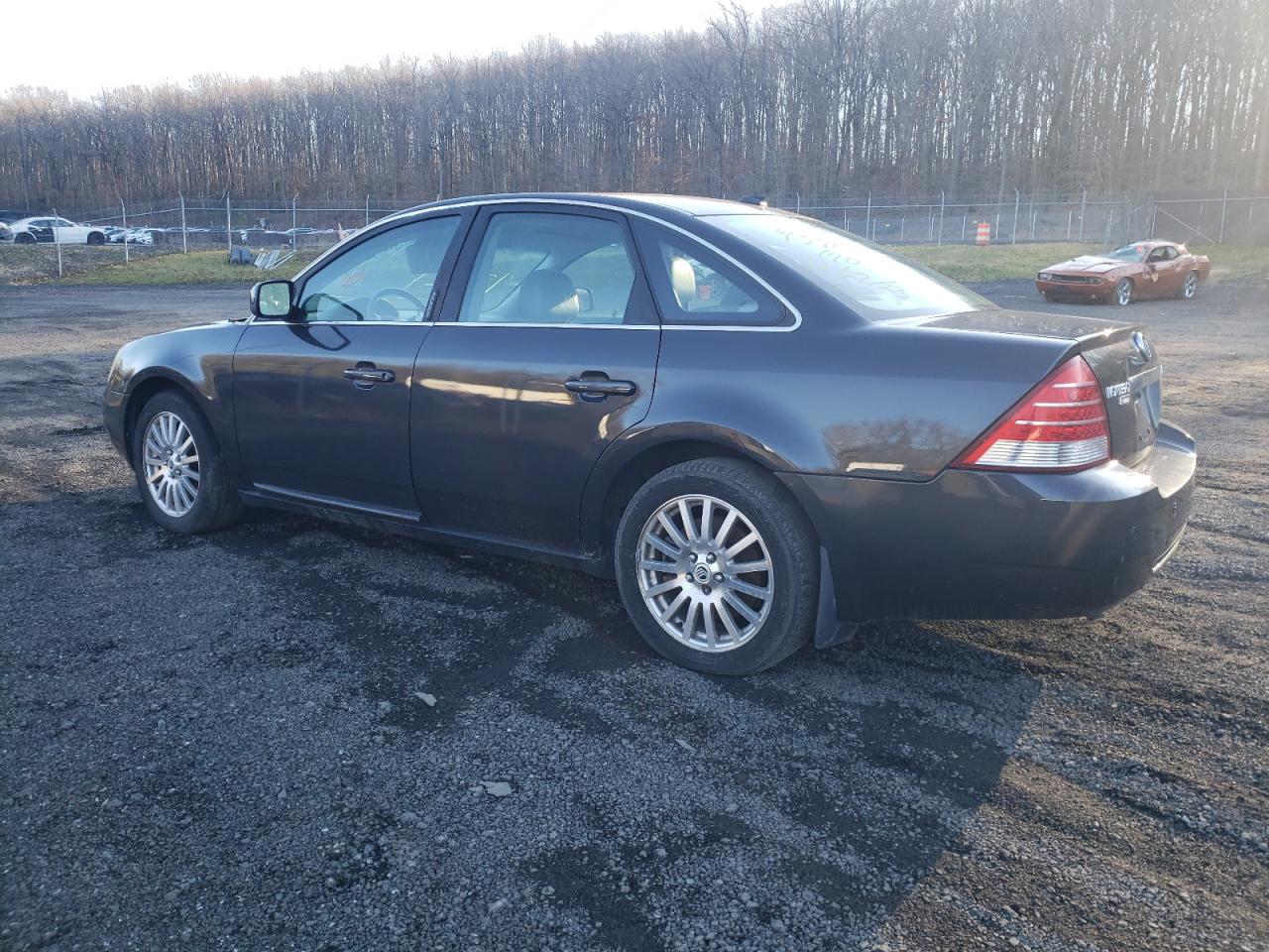 Image 2 of 2007 MERCURY MONTEGO PREMIER 2007 with VIN 1MEHM43167G608236