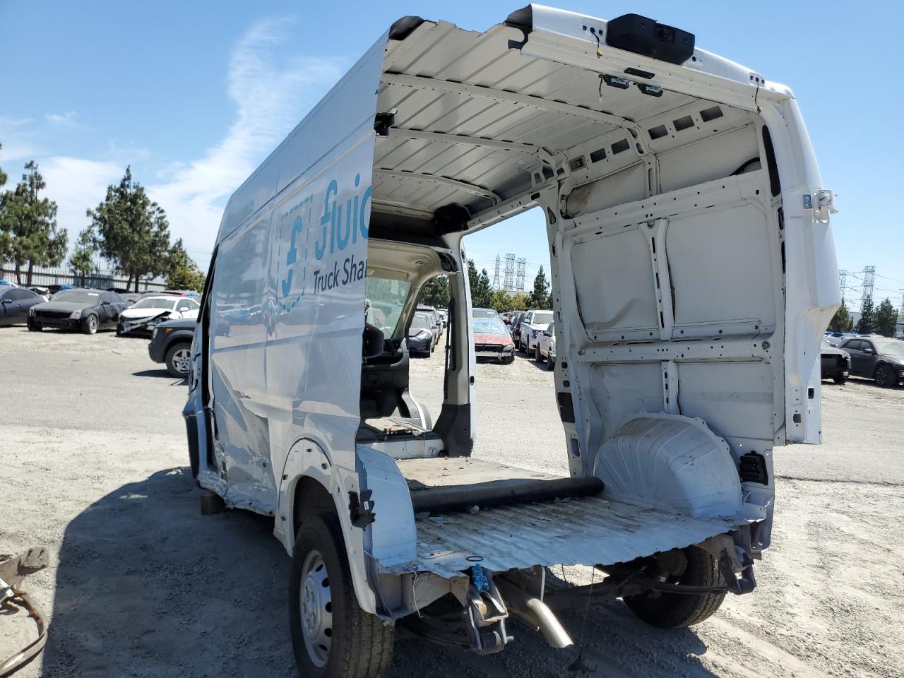 Image 2 of 2019 RAM PROMASTER 1500 1500 HIGH 2019 with VIN 3C6TRVBG6KE556793