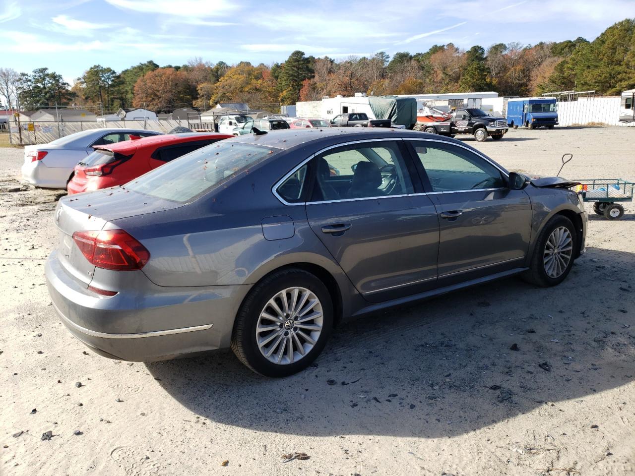 Obraz 3 z 2017 VOLKSWAGEN PASSAT SE 2017 z VIN 1VWBT7A34HC063479