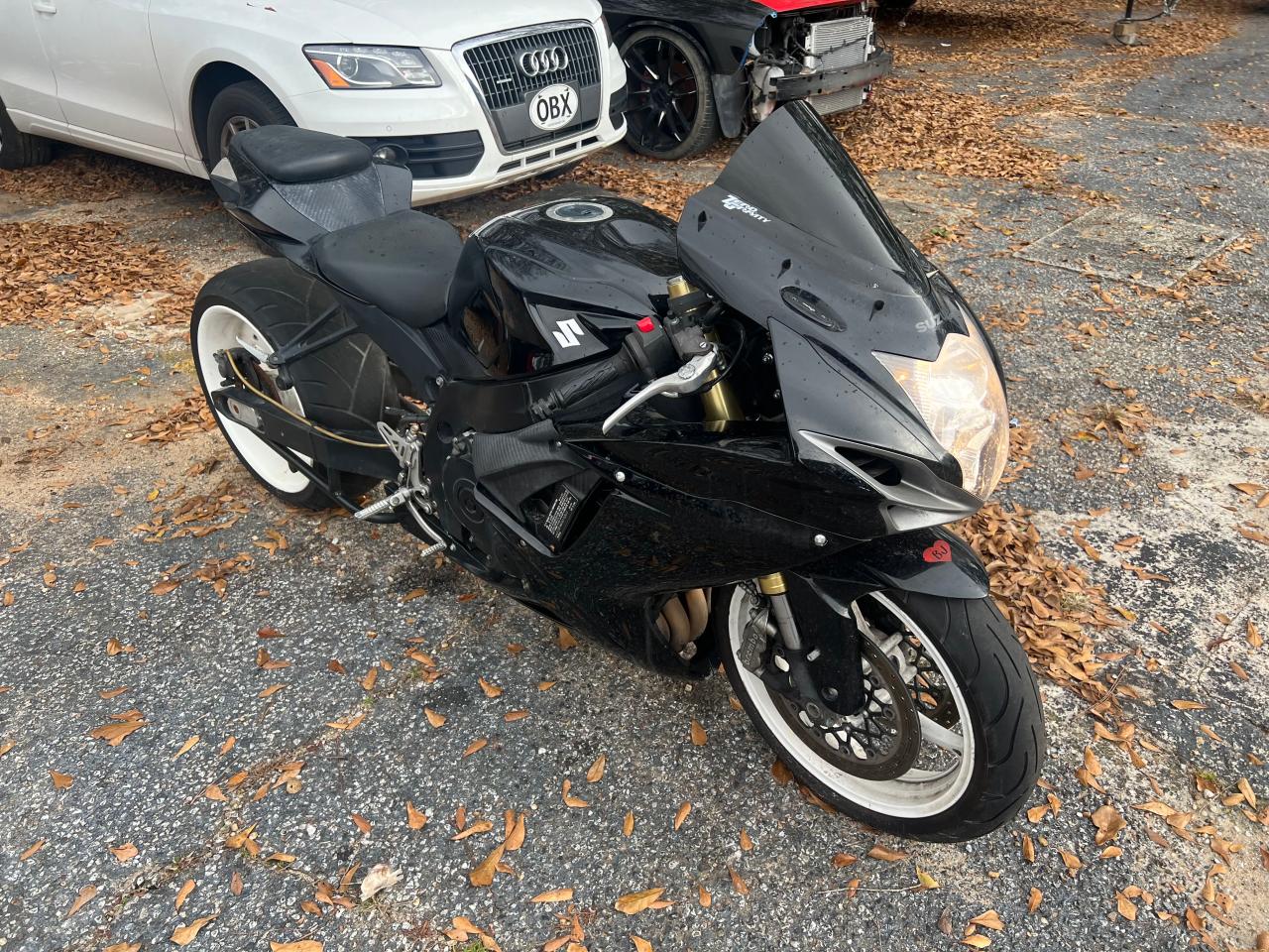 Obraz 1 z 2011 SUZUKI GSX750  2011 z VIN JS1GR7MA5B2102072