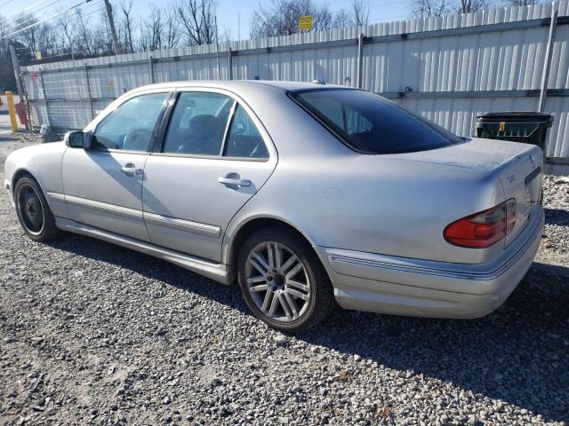 Obraz 2 z 2002 MERCEDES-BENZ E 55 AMG 2002 z VIN WDBJF74J02B473126