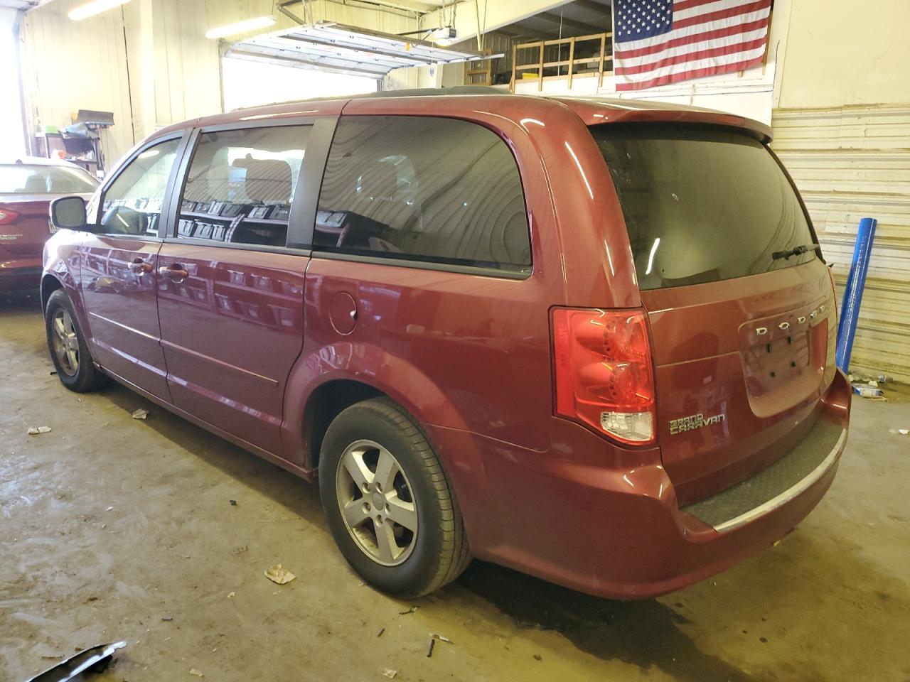 Image 2 of 2011 DODGE GRAND CARAVAN MAINSTREET 2011 with VIN 2D4RN3DG6BR700666