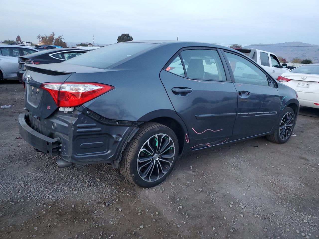 Image 3 of 2015 TOYOTA COROLLA L 2015 with VIN 5YFBURHE5FP227989