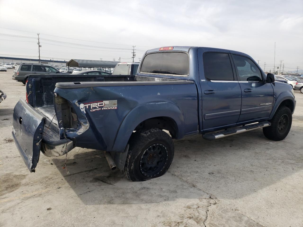 Изображение 3 2004 TOYOTA TUNDRA DOUBLE CAB SR5 2004 с VIN 5TBET34194S443101