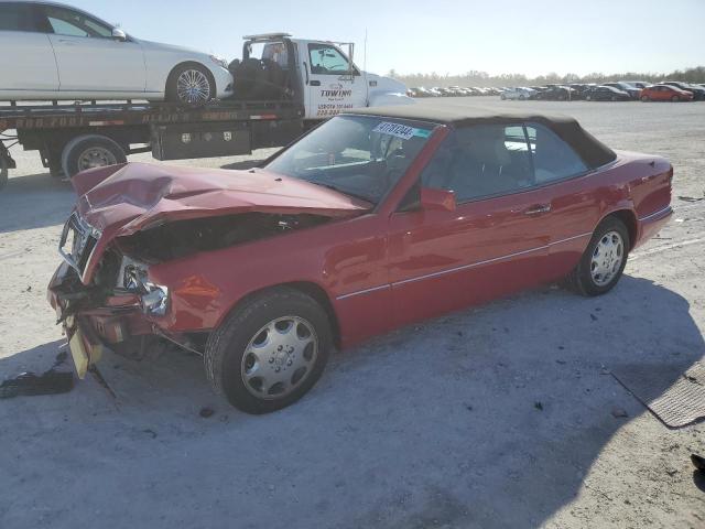 Obraz 1 z 1994 MERCEDES-BENZ E 320 1994 z VIN WDBEA66E9RC139854
