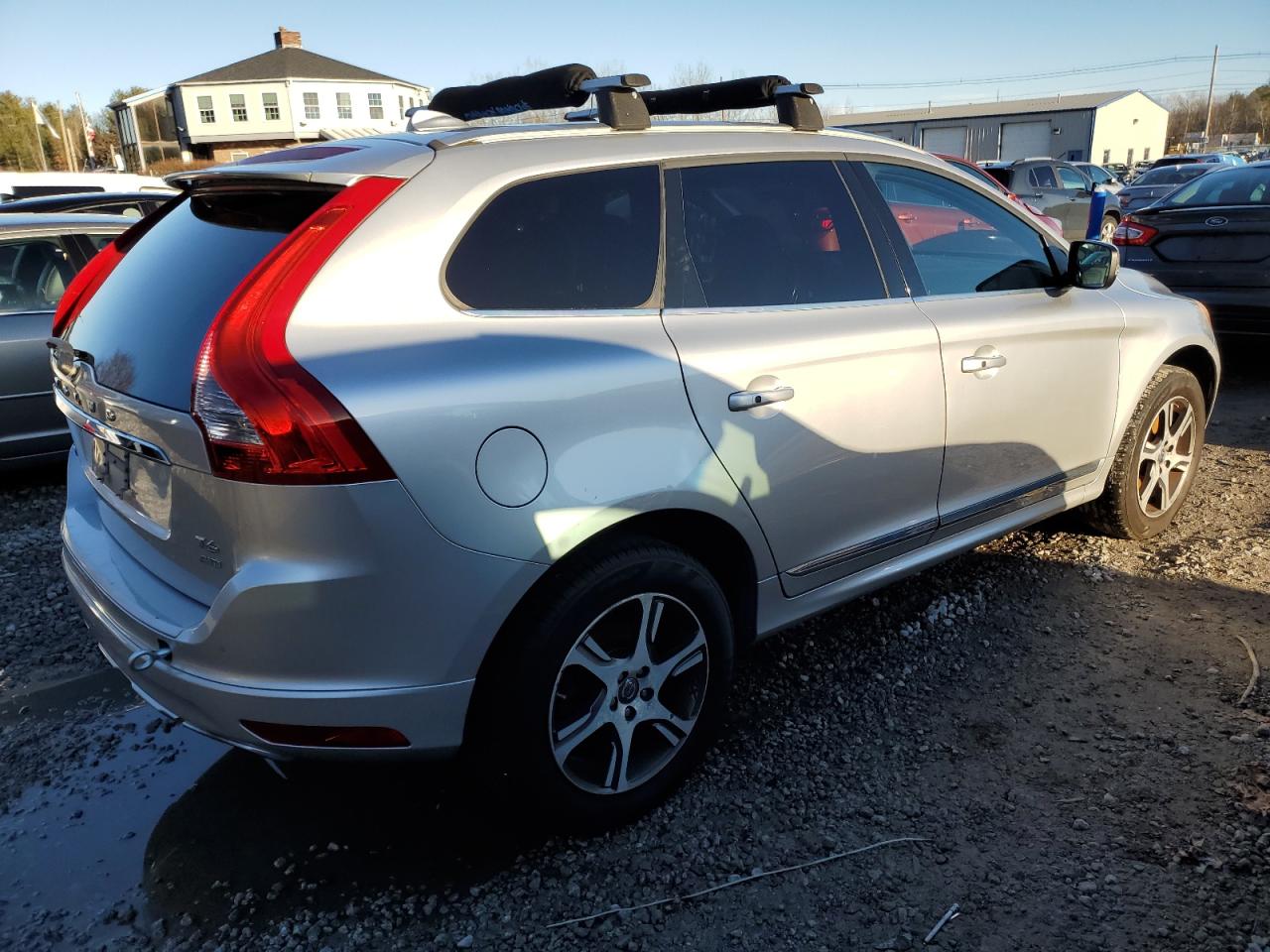 Image 3 of 2015 VOLVO XC60 T6 PREMIER 2015 with VIN YV4902RB6F2590559