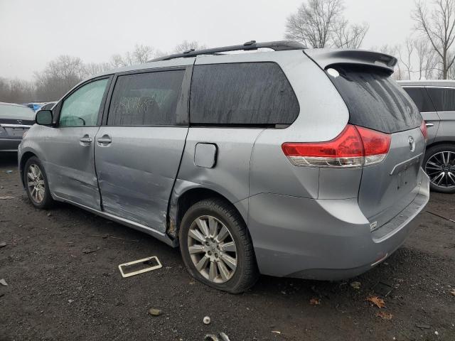 Obraz 2 z 2014 TOYOTA SIENNA XLE 2014 z VIN 5TDDK3DCXES091882