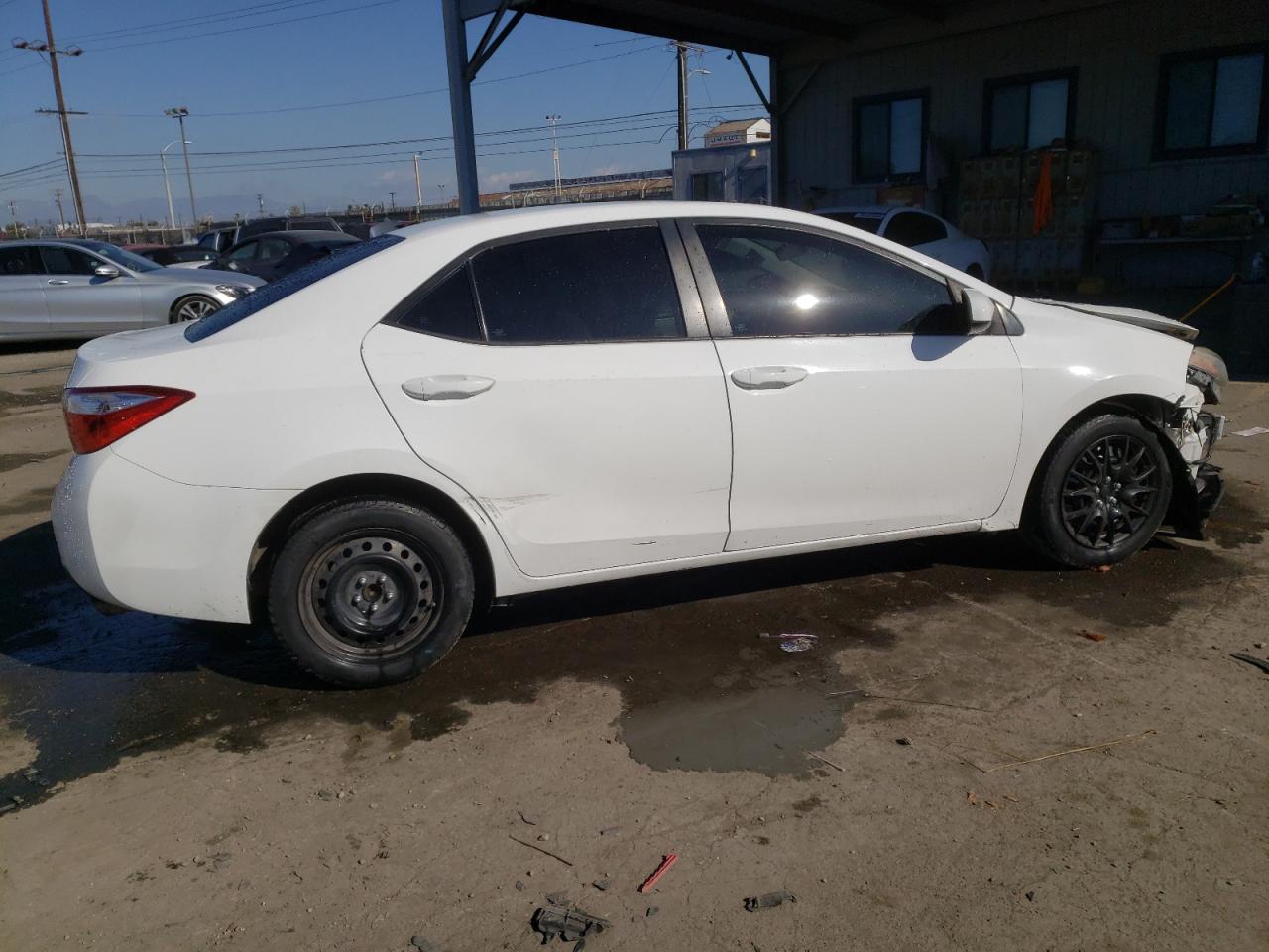 Image 3 of 2016 TOYOTA COROLLA L 2016 with VIN 5YFBURHE9GP521798