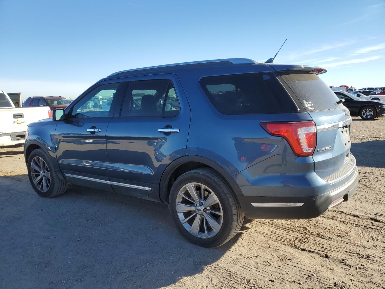 Изображение 2 2019 FORD EXPLORER LIMITED 2019 с VIN 1FM5K8F81KGB41726