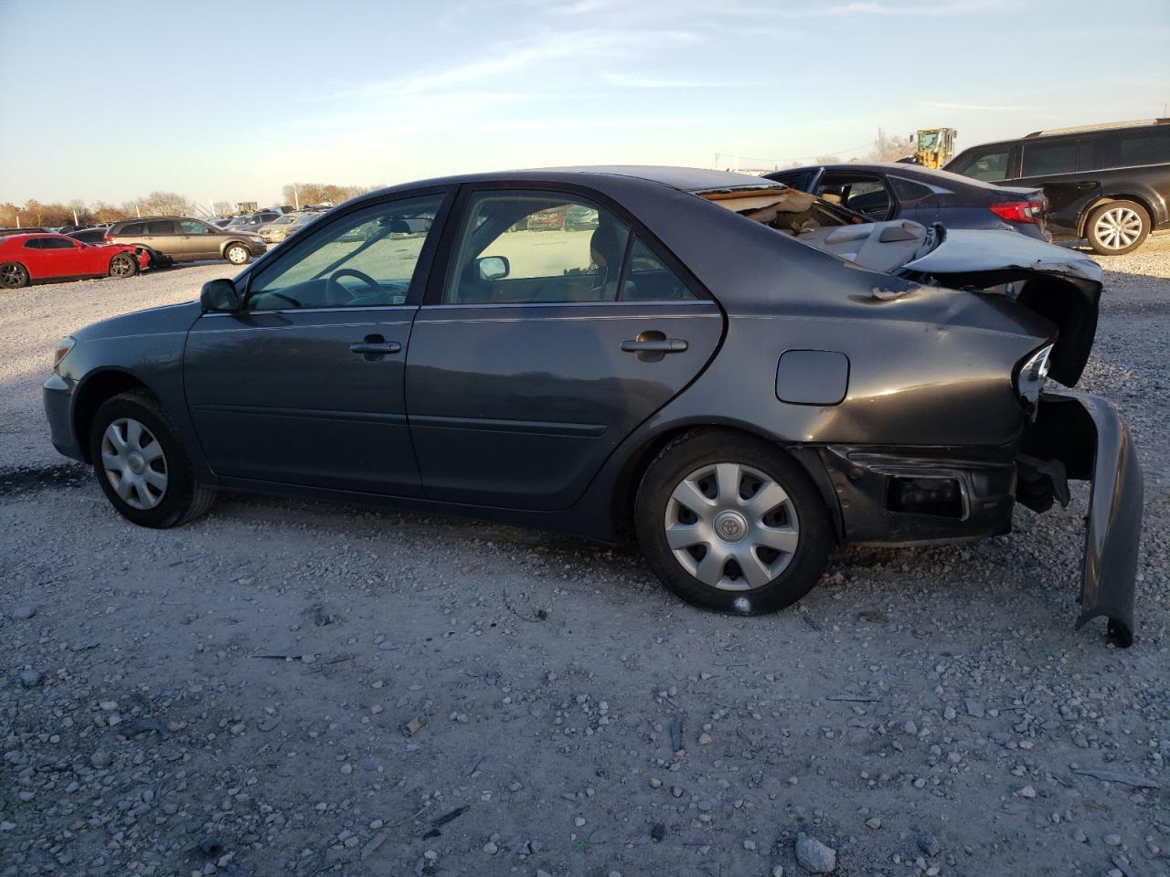 Изображение 2 2003 TOYOTA CAMRY LE 2003 с VIN 4T1BE32K13U722953