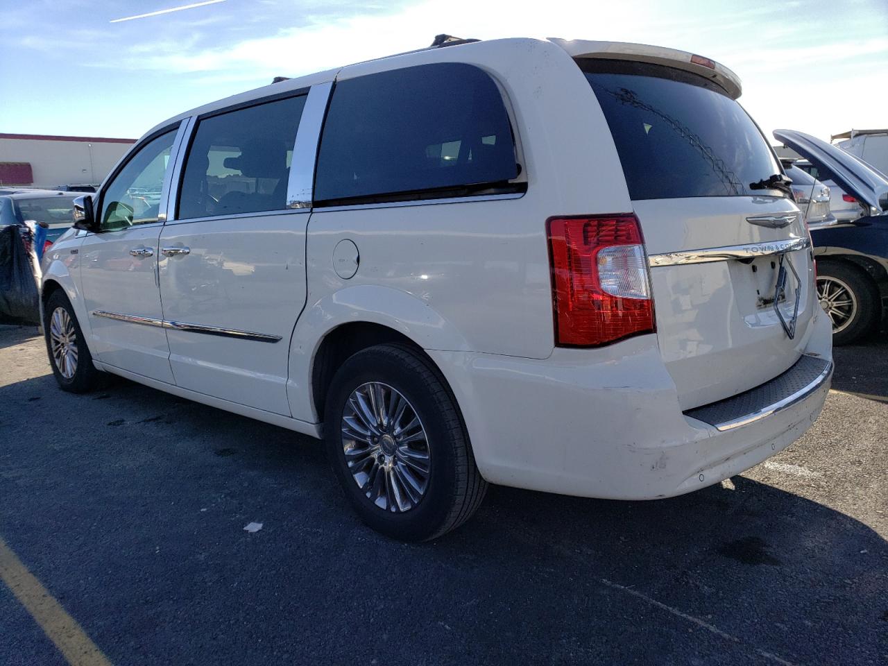 Изображение 2 2011 CHRYSLER TOWN & COUNTRY LIMITED 2011 с VIN 2A4RR6DG9BR780526