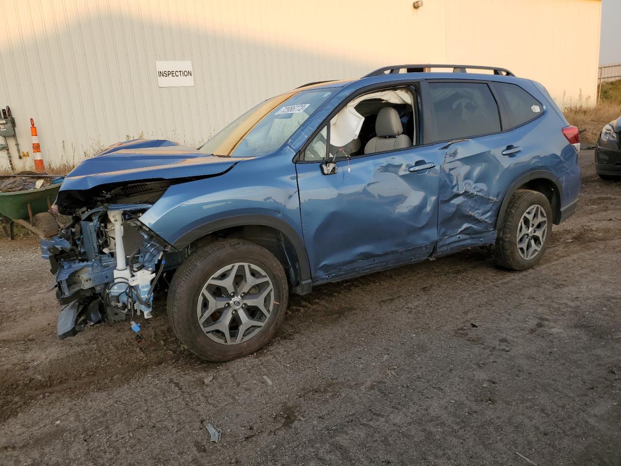 Image 1 of 2022 SUBARU FORESTER PREMIUM 2022 with VIN JF2SKADC4NH438172