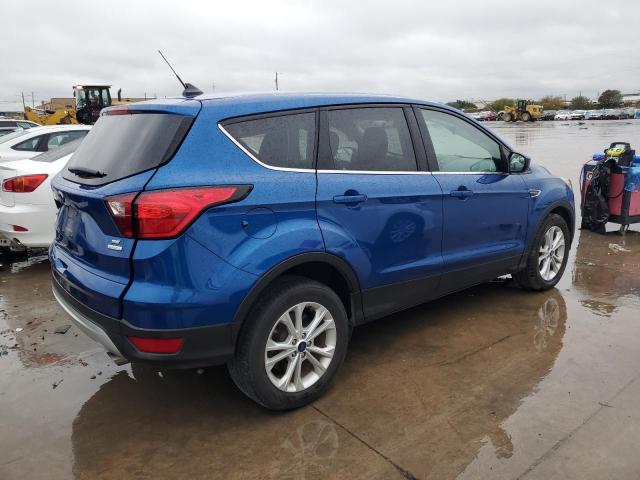 Image 3 of 2019 FORD ESCAPE SE 2019 with VIN 1FMCU0GD9KUB57589
