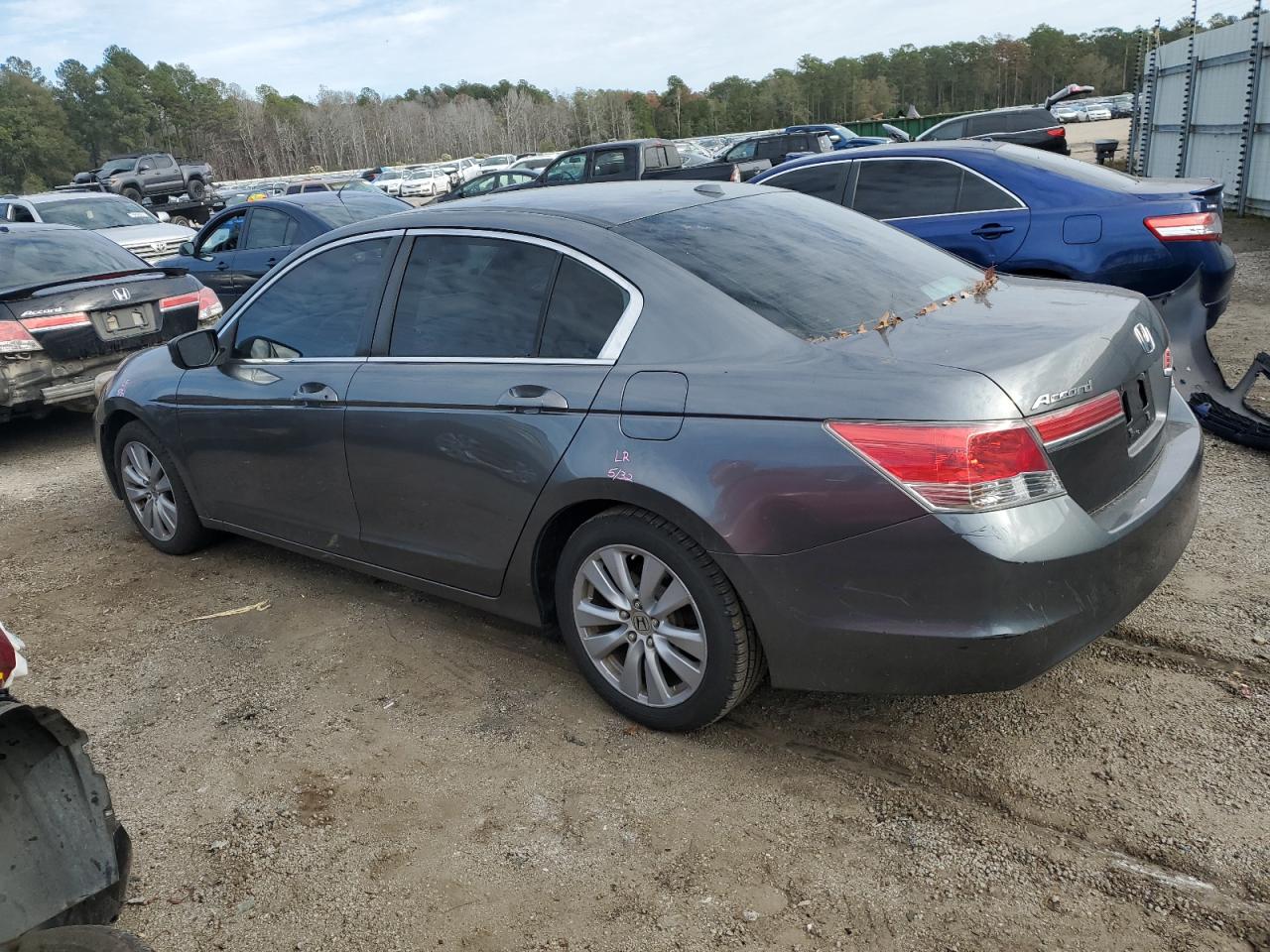 Изображение 2 2011 HONDA ACCORD EXL 2011 с VIN 1HGCP2F81BA047568