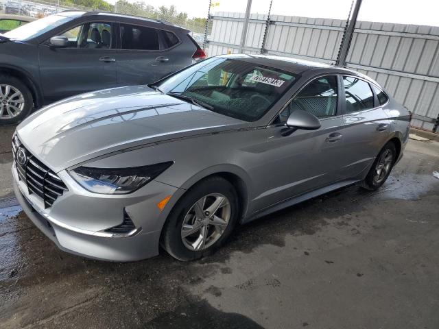 Obraz 1 z 2021 HYUNDAI SONATA SE 2021 z VIN 5NPEG4JA5MH117839