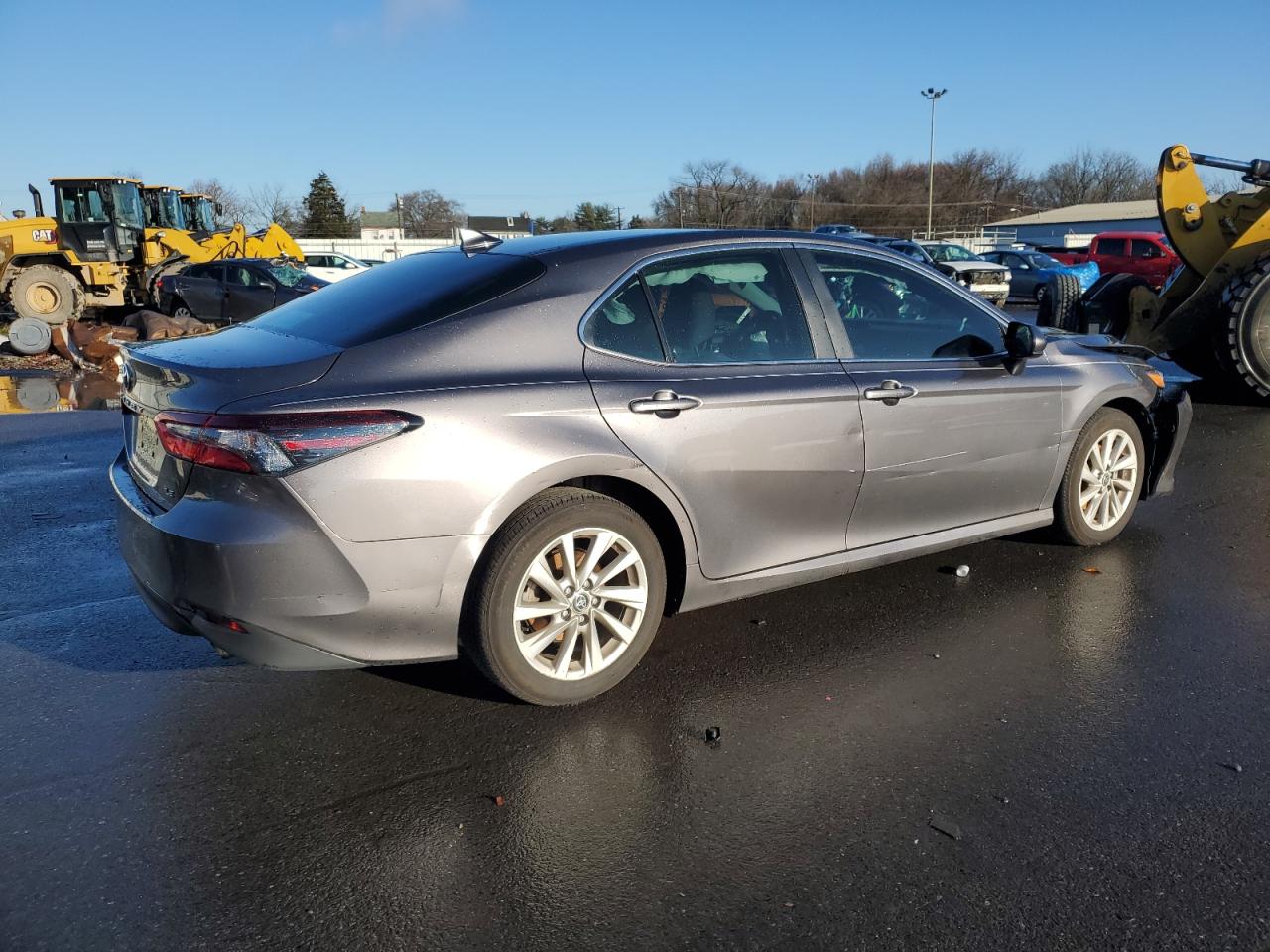 Изображение 3 2023 TOYOTA CAMRY LE 2023 с VIN 4T1C11AK3PU125332