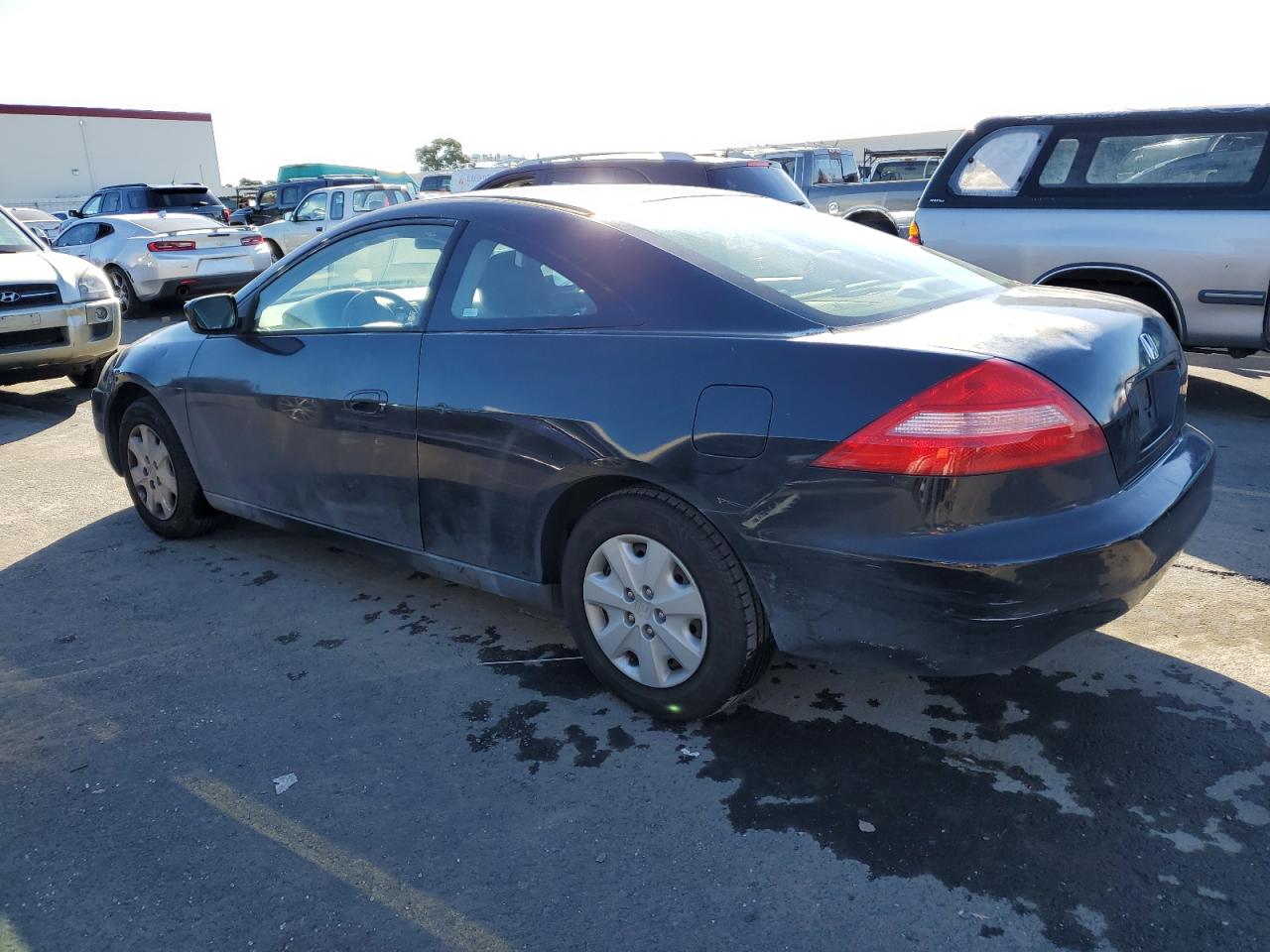 Image 2 of 2003 HONDA ACCORD LX 2003 with VIN 1HGCM72223A023255