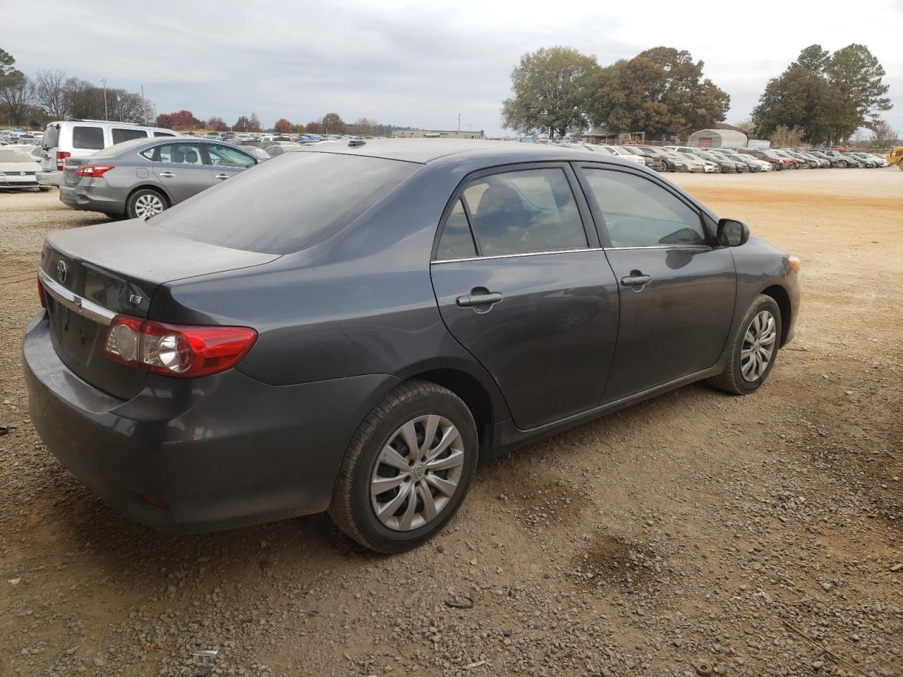 Image 3 of 2013 TOYOTA COROLLA BASE 2013 with VIN 2T1BU4EE6DC057744
