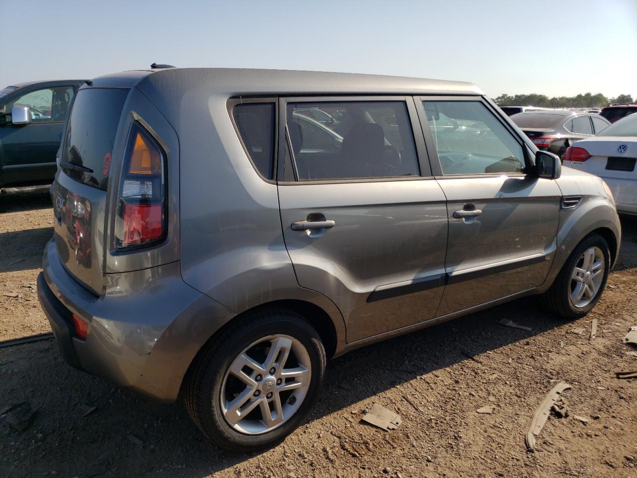 Obraz 3 z 2011 KIA SOUL + 2011 z VIN KNDJT2A22B7215784