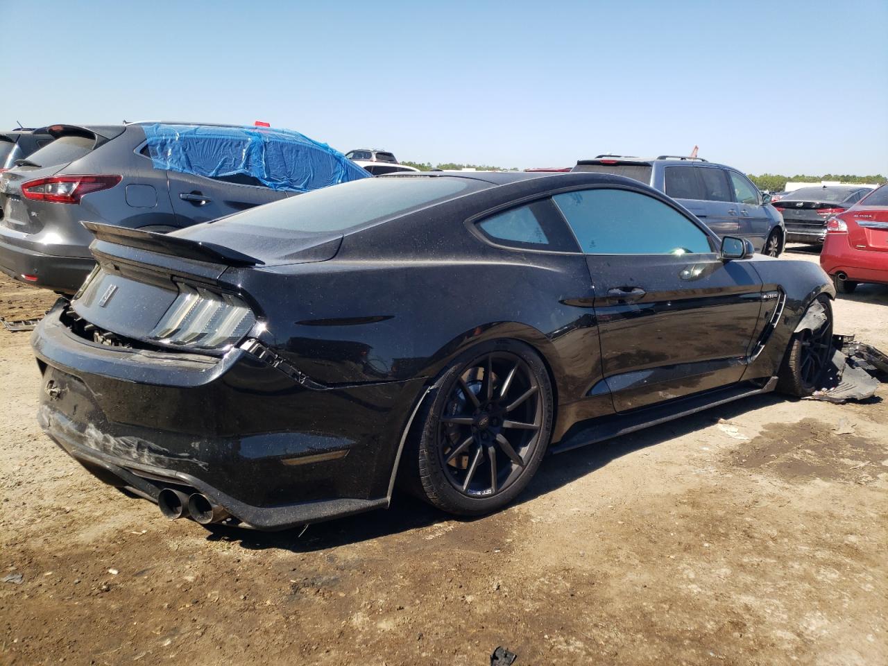Obraz 3 z 2017 FORD MUSTANG SHELBY GT350 2017 z VIN 1FA6P8JZ3H5526144